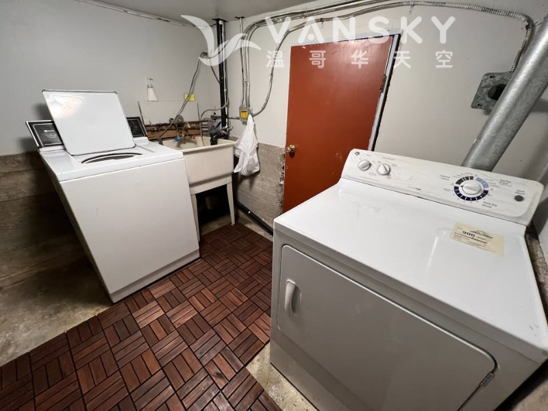 260705092124_bsmt washer dryer.jpg
